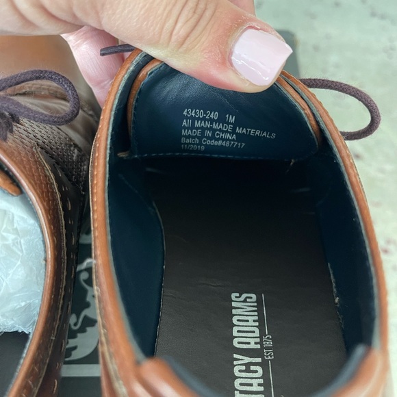 Stacy Adam’s Boys size 1 Dress shoes - Picture 5 of 8